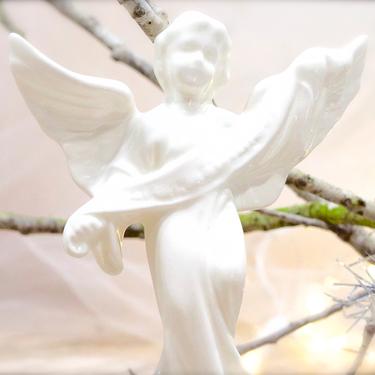 VINTAGE: 1988 - White Glazed Ceramic Angel Figurine - Nativity Figure - Nativity Replacements - Manger - Holidays - SKU 15-C2-00032859 