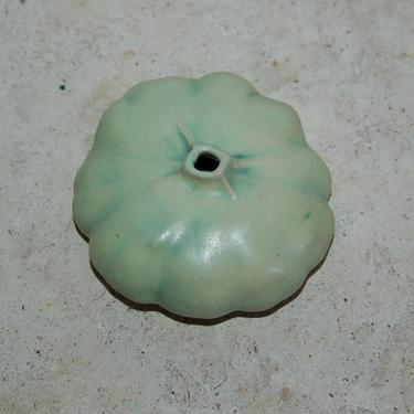 Patricia Garrett 1982 Great Impressions Realist Blue Pattypan / Patty Pan Squash California Studio Art Pottery Ceramic Signed Sculpture Vase 