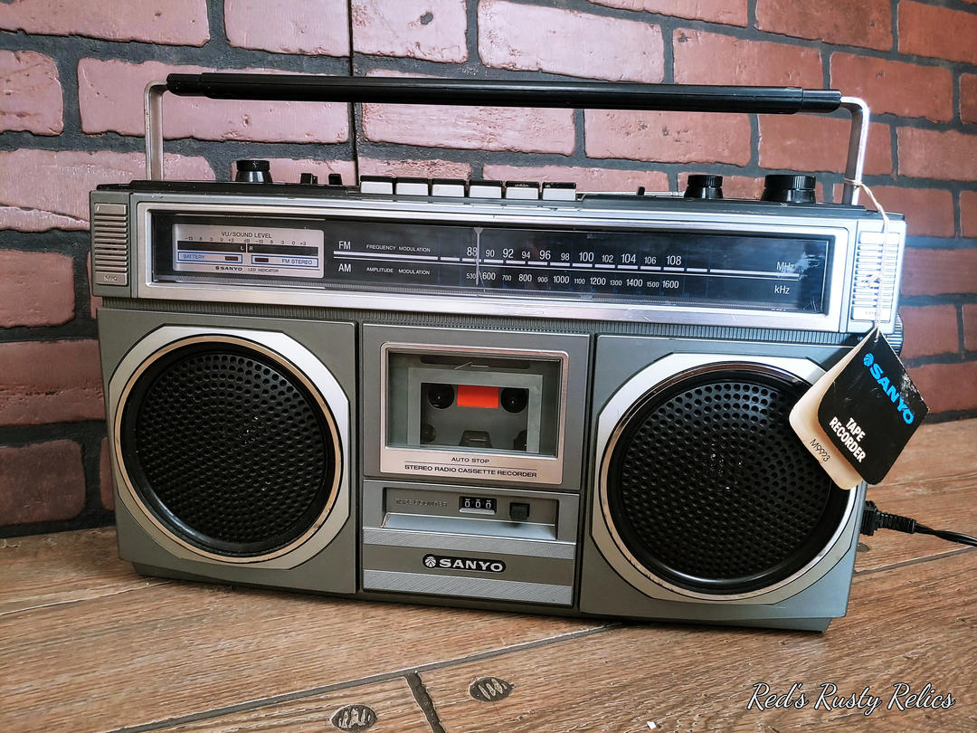 Sanyo Boombox Tape Recorder Model M9923, Reds Rusty Relics
