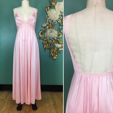 1970s nightgown, pale pink nylon, backless nightgown, Olga nightgown, style 9633, vintage 70s nightgown, vintage lingerie, low back, sexy, s 