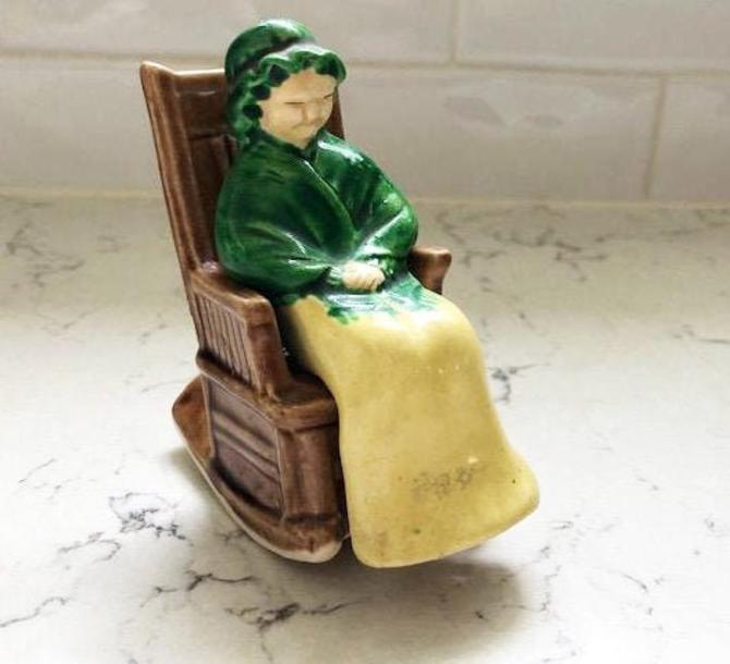 Vintage Grandma on a rocker salt and pepper shakers GNCO Japan, Rocking  Chair Shaker by ... from Le Chalet by May of Franklin Park, IL | ATTIC