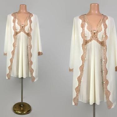 VINTAGE 70s Emilio Pucci for Formfit Rogers Ivory Crepeset Nylon Mocha Lace Peignoir Set | 1970s Nightgown & Robe  | Wedding Bridal Lingerie 