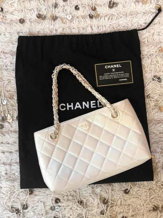 Chanel CC 1990's White Raffia Micro Quilted Bag