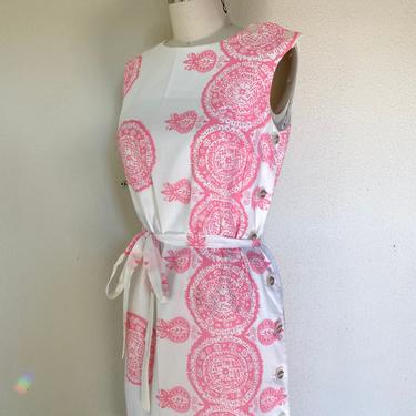 1960s White and pink shift dress 