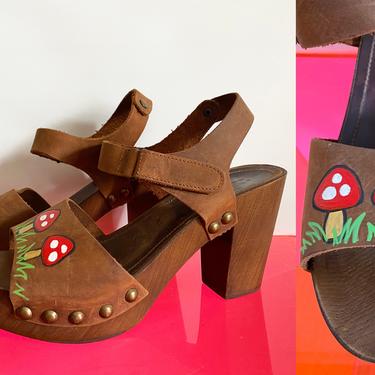 Vintage &quot;Magic Mushroom&quot; Platform Hippie Shoes • Genuine Leather + Wooden Sole Chunky Block Heel Sandals • Hand Painted Boho • EU 40 US 8.5 