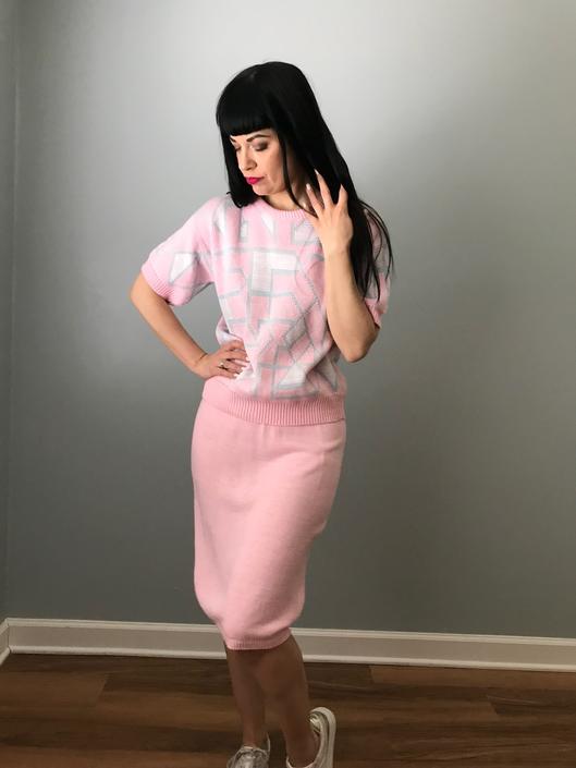 80s 2025 sweater skirt