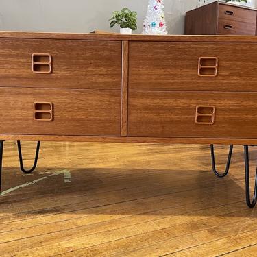 Danish Teak Low Cabinet with 4 drawers &#038; hairpin legs