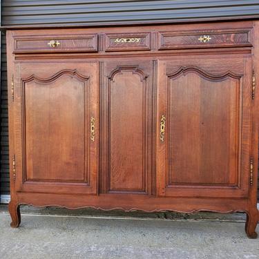 Late 18th / Early 19th Century French or Flemish Louis XV Transition Oak High Enfilade Buffet 