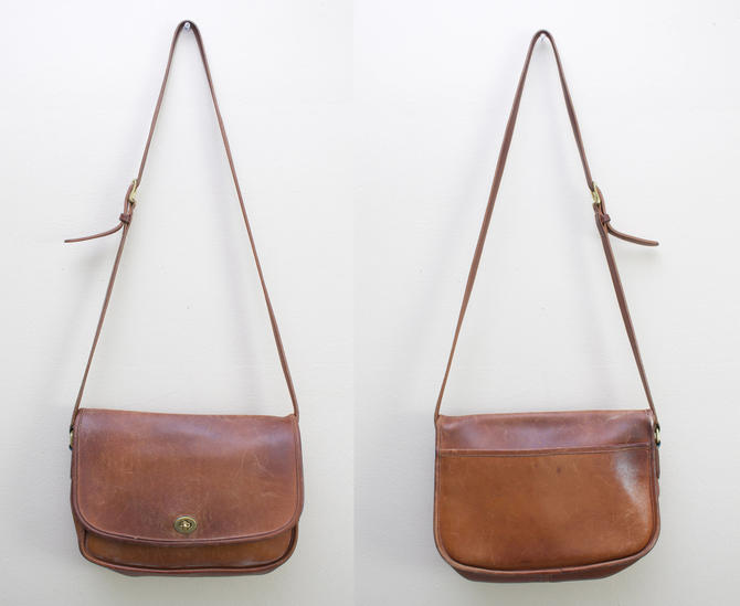 Vintage leather coach online crossbody