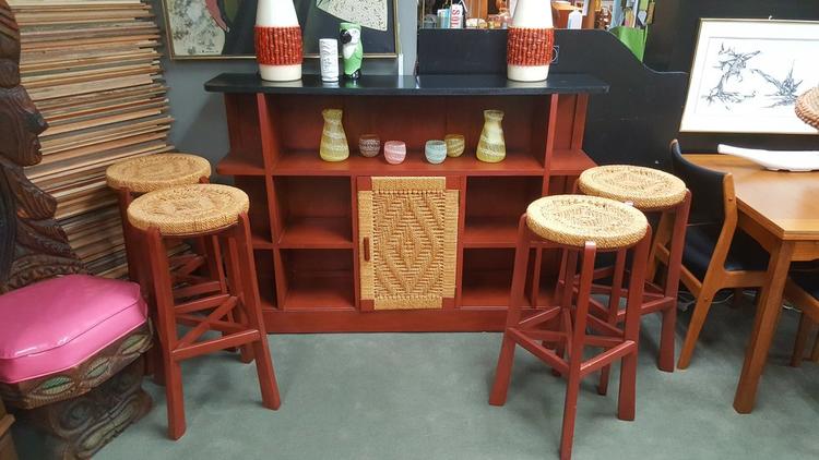 Vintage stand-alone bar with 4-stools and woven seats and door