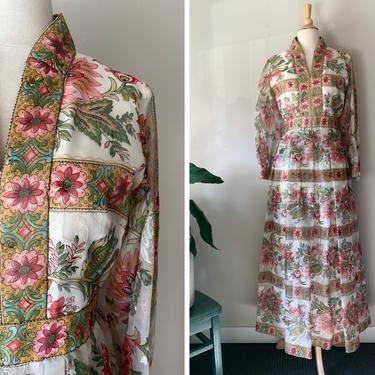 Vintage 1970s Avalon Floral Maxi Dress | Size Medium 