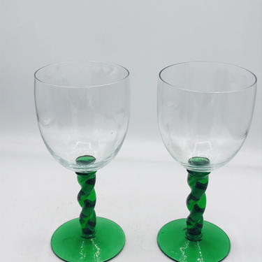 6 Alsatian wine glasses with green stems