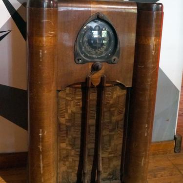 Art Deco Antique Zenith Radio Console