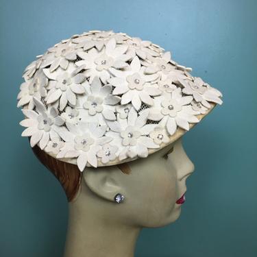 1940s hat, 3 d felt flowers, vintage 40s hat, madcaps New York, one size, floral hat, hat with rhinestones, cut out, mrs maisel style, head 