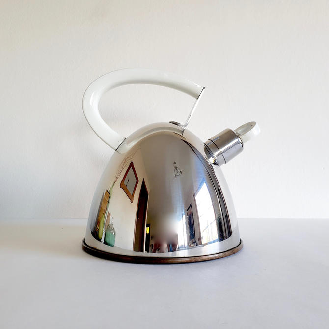 Oggi - Stainless Steel Whistling Tea Kettle, Blue