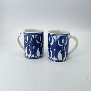 Vintage Scandinavian Coffee Cups Hand-Painted Anja Jaatinen Winqvist for Arabia Studio Pottery Finland Rare AJ Mid-Century Danish Style 