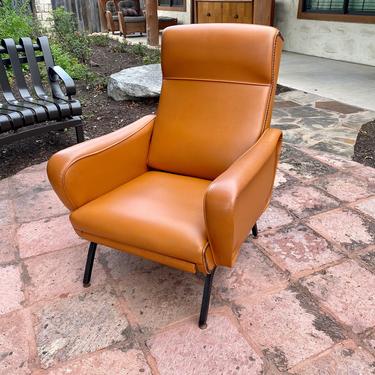 Italian Mid Century Modern Reclining Arm Chair in Warm Tan Vinyl Upholstery 