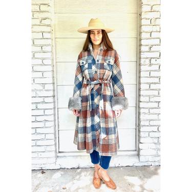 Girl, Interrupted Coat // winter snow boho hippie jacket dress long plaid hood 70s 1970s // S Small 
