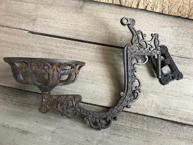 Cast Iron Oil Lantern Hanger, Wall Planter, Candle Holder, Country