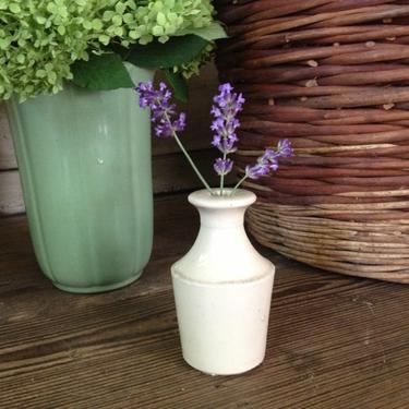 English Cream Stoneware Ink Bottle Miniature Flower Bud Vase Pottery Earthenware 