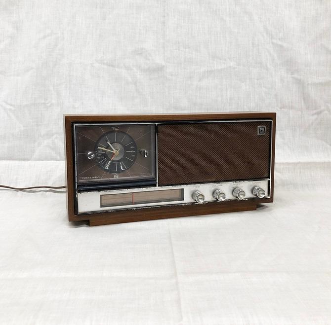 Vintage Realistic Radio Retro 1970s Realistic Hi Fi Transistor Alarm store Clock Radio