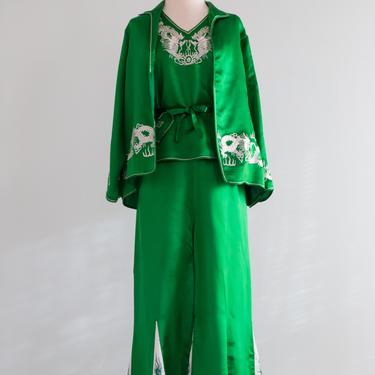 Fabulous 1930's Brilliant Green Silk Embroidered Chinese Loungewear Set / Small