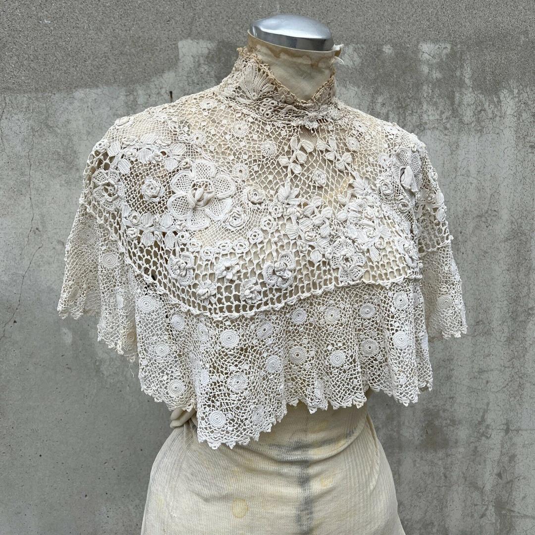 c.1900s Antique Handmade White 3D Floral Irish Crochet Lace Jacket