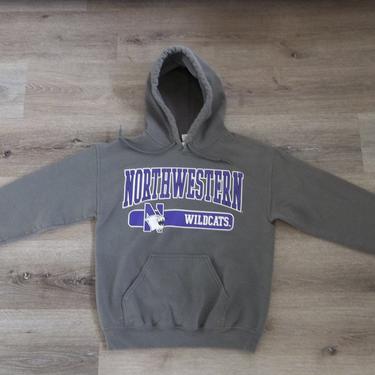 Vintage Sweatshirt Northwestern University Wildcats 1990s 2000s  Small Casual Streetwear Clothing Casual Athletic Crewneck 