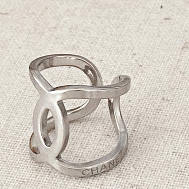 Vintage CHANEL Letter Large CC Logo Silver Ring France Cocktail Rings Fashion Jewelry Sz 6.5 
