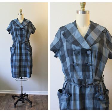Vintage 40s 50s Women's Gray Blue Black checkered plaid belted Cotton vtg day dress bucket pockets  // Modern Size US 10 12 large xl 