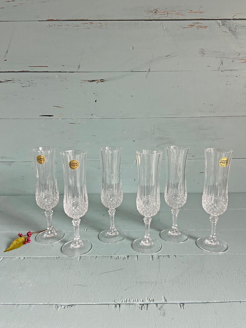 Optic Pink Set of 8 Champagne Flutes by Cristal Darques Optic 