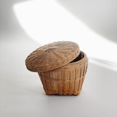 Small Lidded Basket