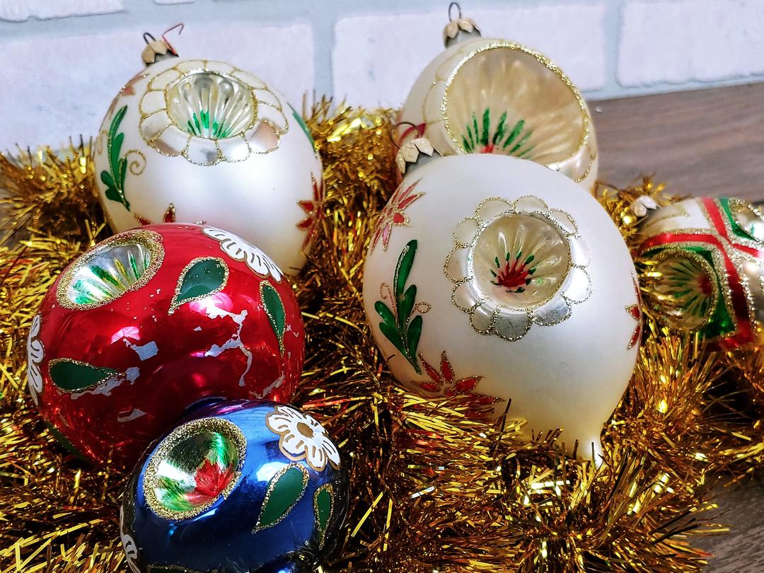 Vintage Christmas outlet Tree Ornaments Indents and Rounds, Poland