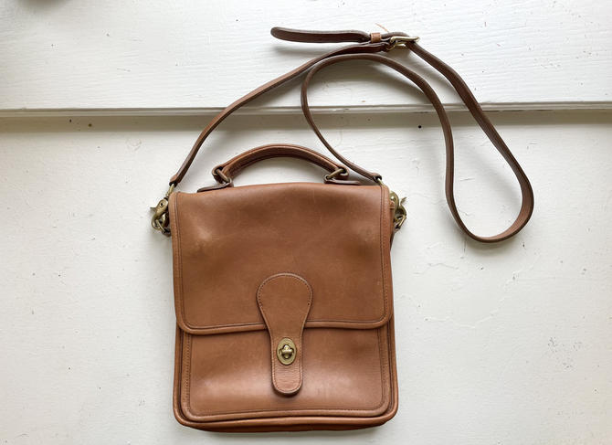 Vintage 90s Coach Station Bag Black Leather Crossbody Purse