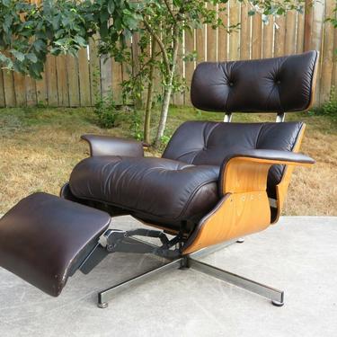 Plycraft recliner with discount built in footrest