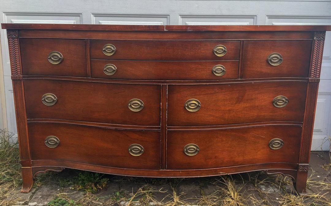 CUSTOMIZABLE, Vintage Federal Style Dresser, Serpentine Dresser