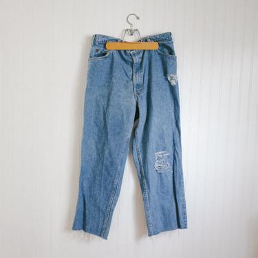 vtg distressed levis 540s high rise relaxed fit - 32 33 34 waist 