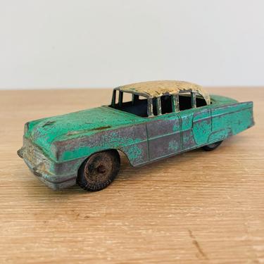Vintage Tootsie Toy Packard Toy Car Green and White circa 1950s 
