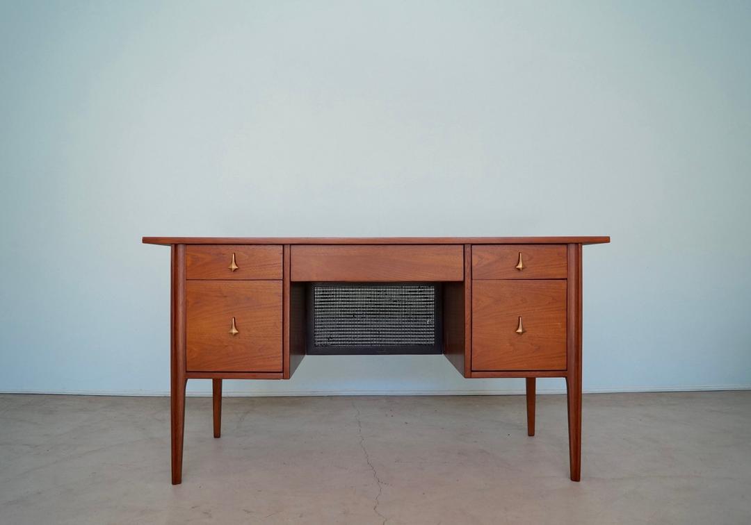 Stunning 1950's Midcentury Modern Desk by Broyhill Brasilia Series