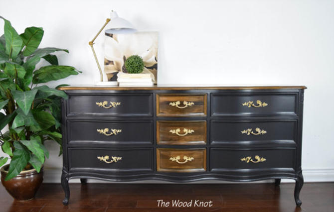 Henredon French Provincial Black Lacquered Dresser From The Wood