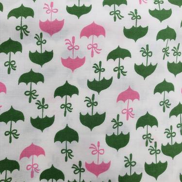 Vintage 1950's Novelty Umbrella Print Fabric / 60s Pastel Shower Cotton Fabric 