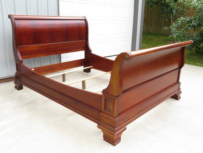 ETHAN ALLEN 18th Century Mahogany QUEEN SIZE SLEIGH BED FRAME Urban