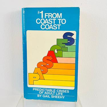 Vintage 1970s Retro MOD Rainbow Passages Book Paperback Gail Sheehy Adult Life Insight, Creative Change 