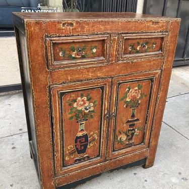 Lacquer Liquor | Vintage Chinese Lacquer Cabinet