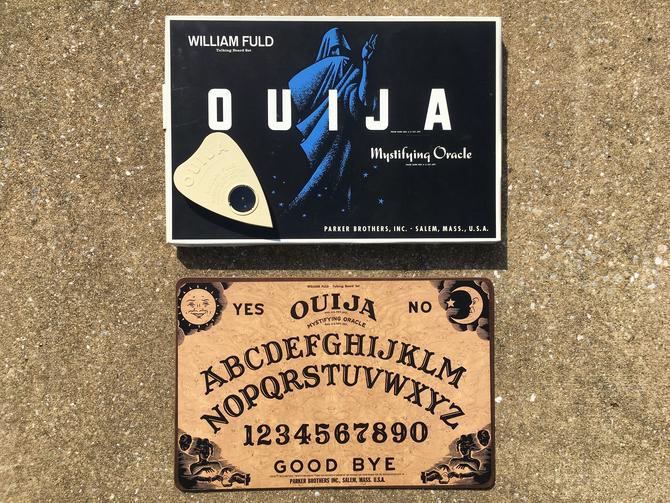 Vintage Ouija Board Game Plachette Box Mystifying Oracle William