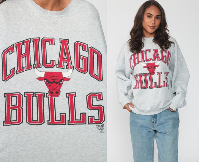 Chicago Bulls Sweatshirt 90s NBA Sweatshirt Graphic