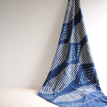 Vintage African Indigo Textile, Indigo Throw Blanket, Indigo Fabric, Blue and White Indigo, 66&amp;quot; x 51&amp;quot; Indigo Textile 