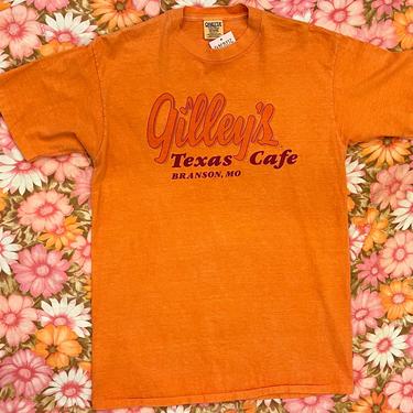 Gilley’s tee