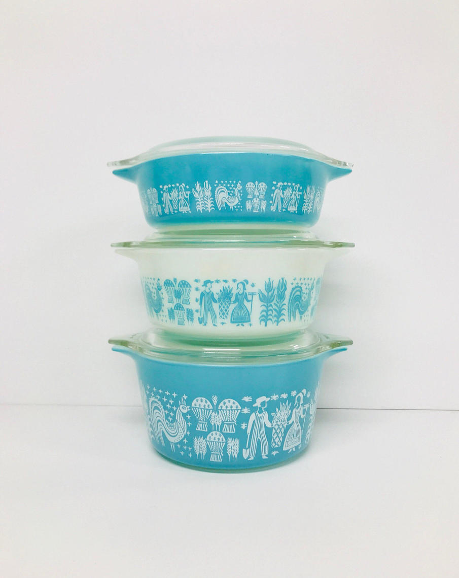 Vintage Pyrex Amish Butterprint shops Casserole Dishes W/Lids Turquoise White, 1950’s