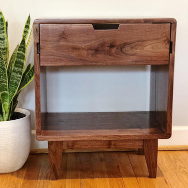 Modern Nightstand / Bedside Table w/ Drawer / Available in Other Woods 